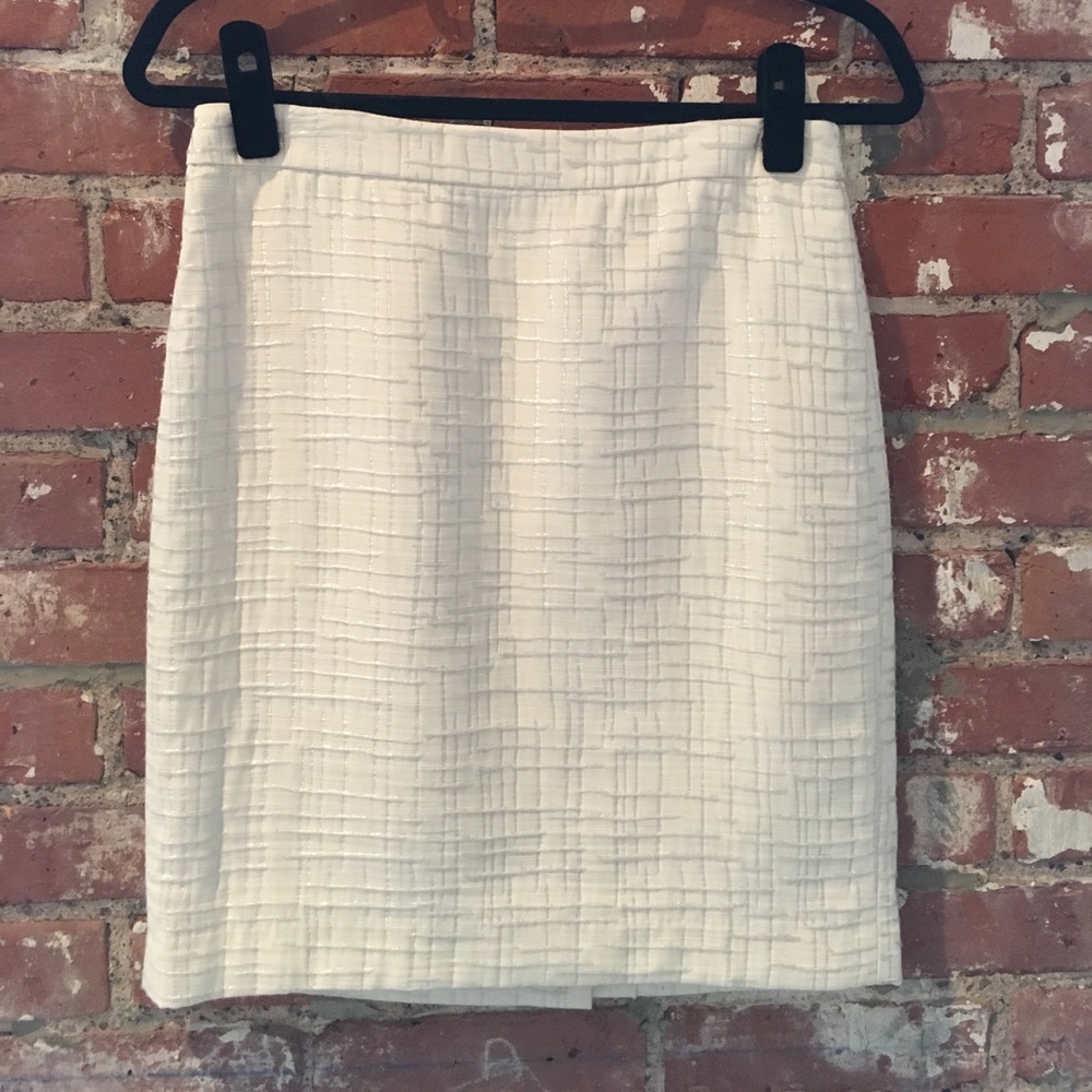 LOFT straight pencil skirt